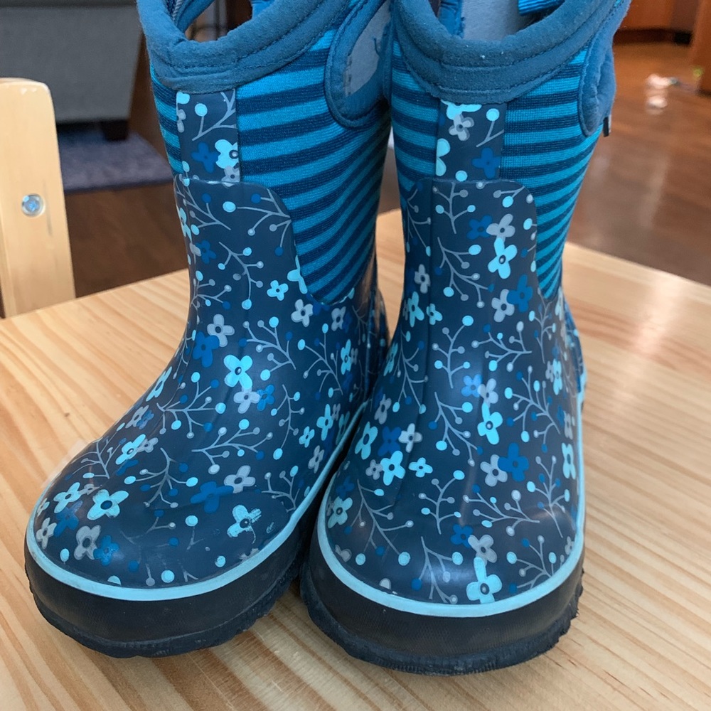 Toddler Winter Snow Boots Classic Bogs Size 7